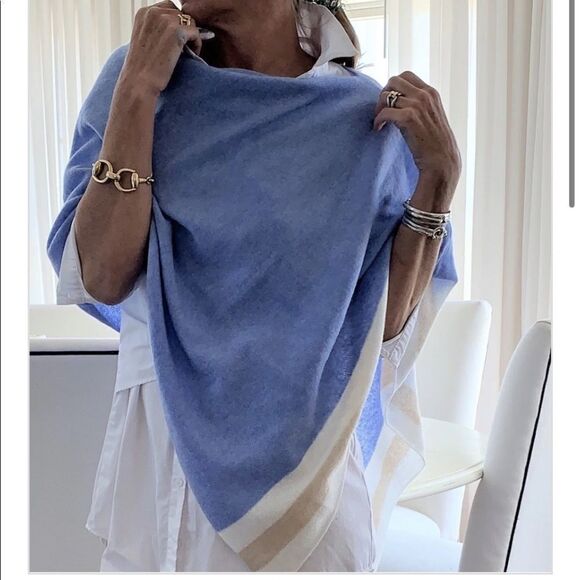 Pink Pineapple cashmere poncho/topper. Heathered loden green. O/S. - Picture 13 of 14